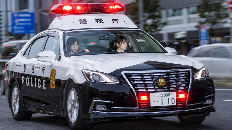 警察車両