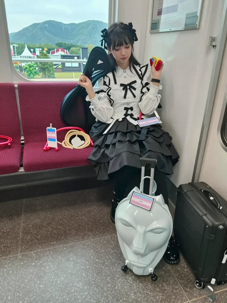 田舎の電車で遠征中