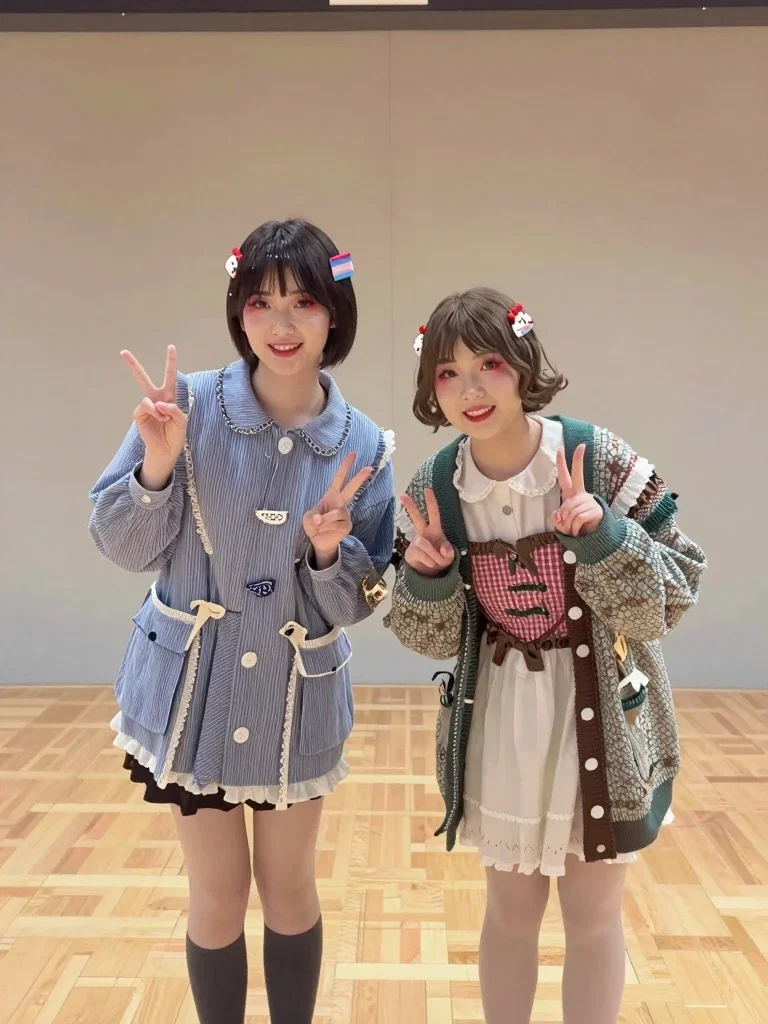 ボーカリストとギタリストの記念撮影
