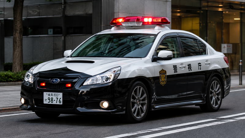 警察車両